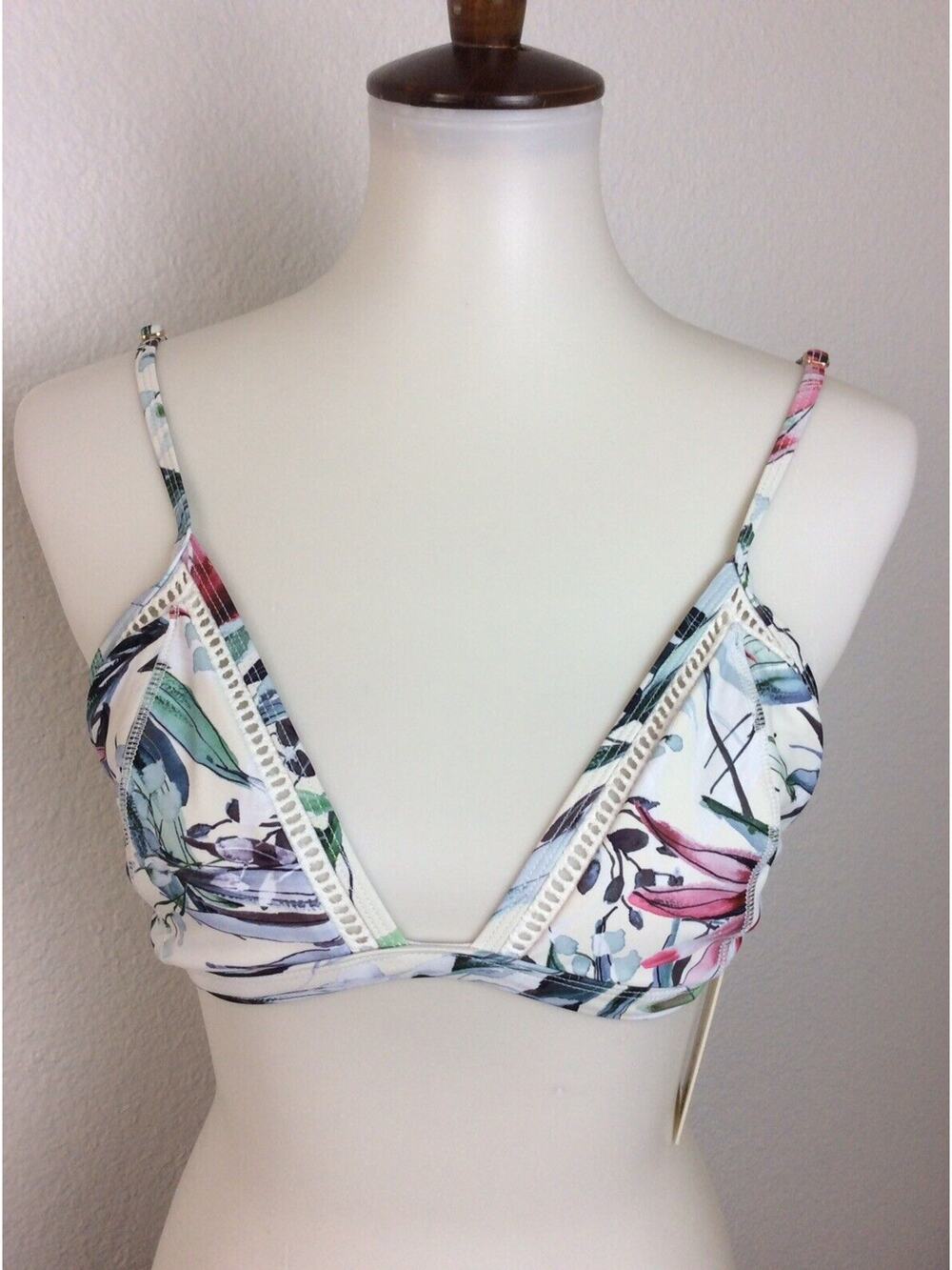 Quint Soul Bikini Top Floral Lattice Trim Swimwear